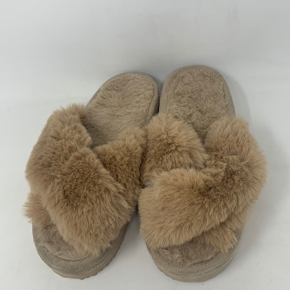 Furry light tan slip on slippers criss cross slide house loungewear cozy comfort